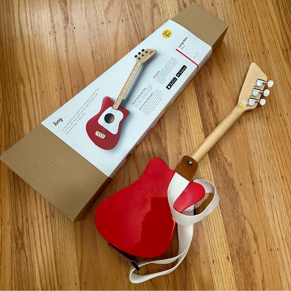 Loog Mini Acoustic Guitar in Red - Picture 2 of 4